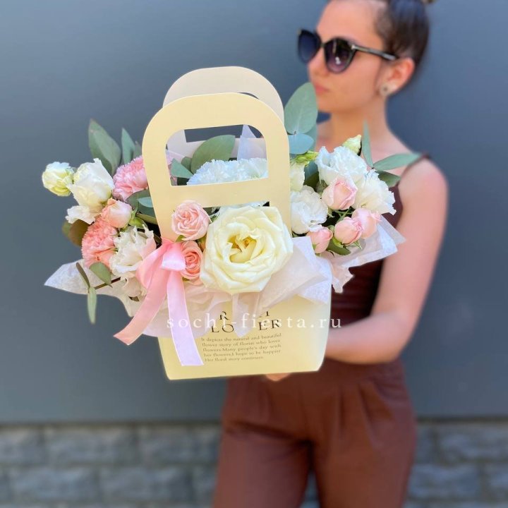 Цветочная сумочка "Рафаэль" в Новокузнецке