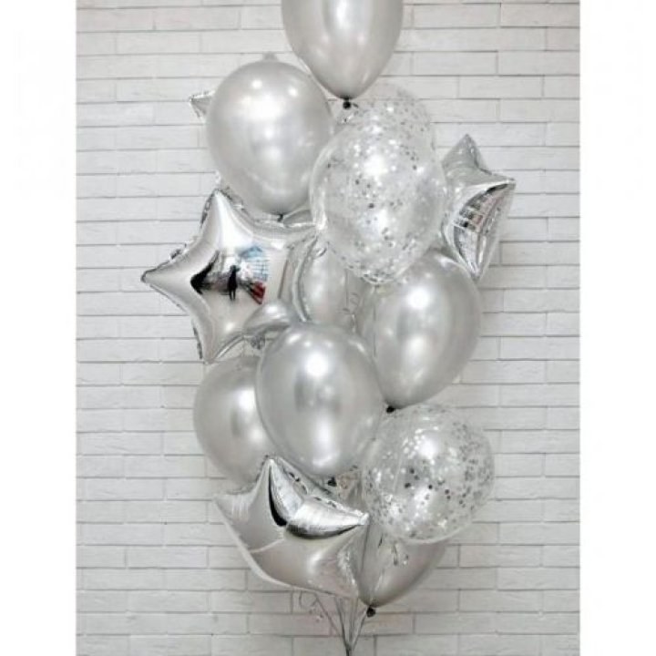 Фонтан шаров "Сильвер мун" в Новокузнецке