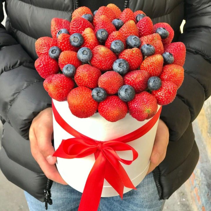 Клубничный бокс №3 в Новокузнецке