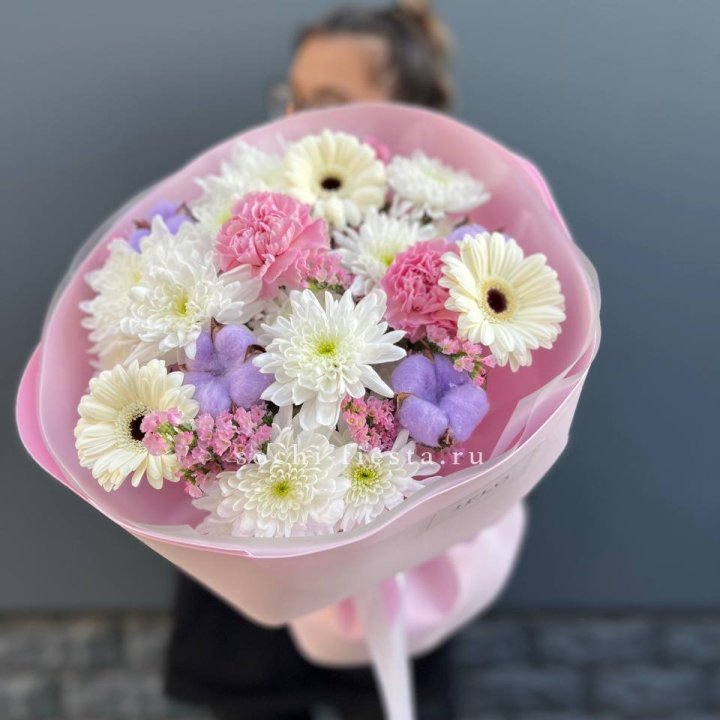 Букет цветов "Пинк спринг" в Новокузнецке