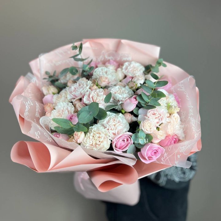  Букет  "Любовь в её глазах" в Новокузнецке