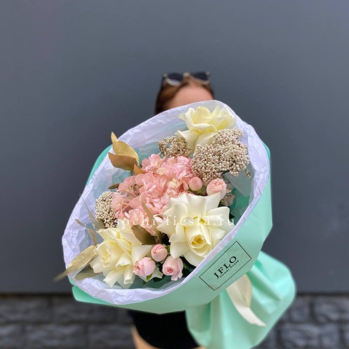 Букет "Белые ночи" в Новокузнецке