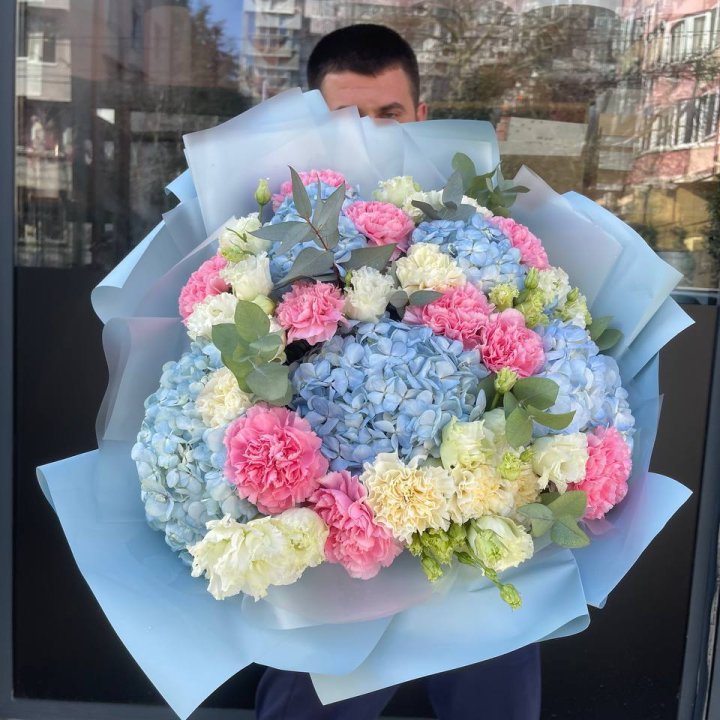 Сборный букет №3 в Новокузнецке