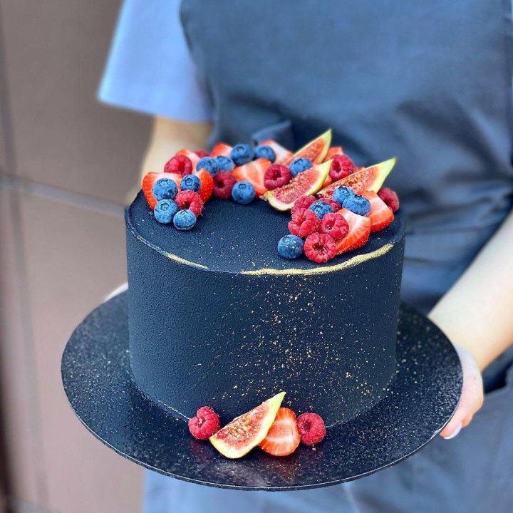 Торт "Черный лебедь" в Новокузнецке