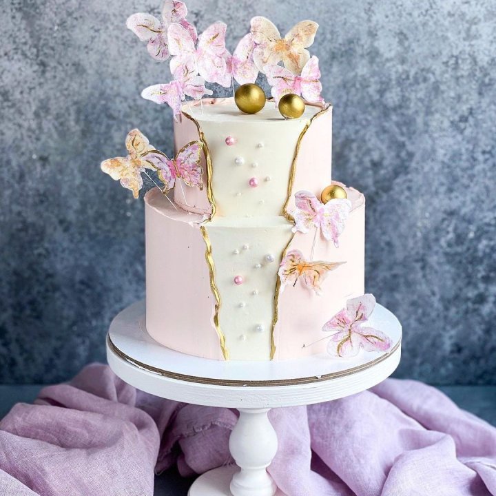 Торт "Бабочки в животе" в Новокузнецке