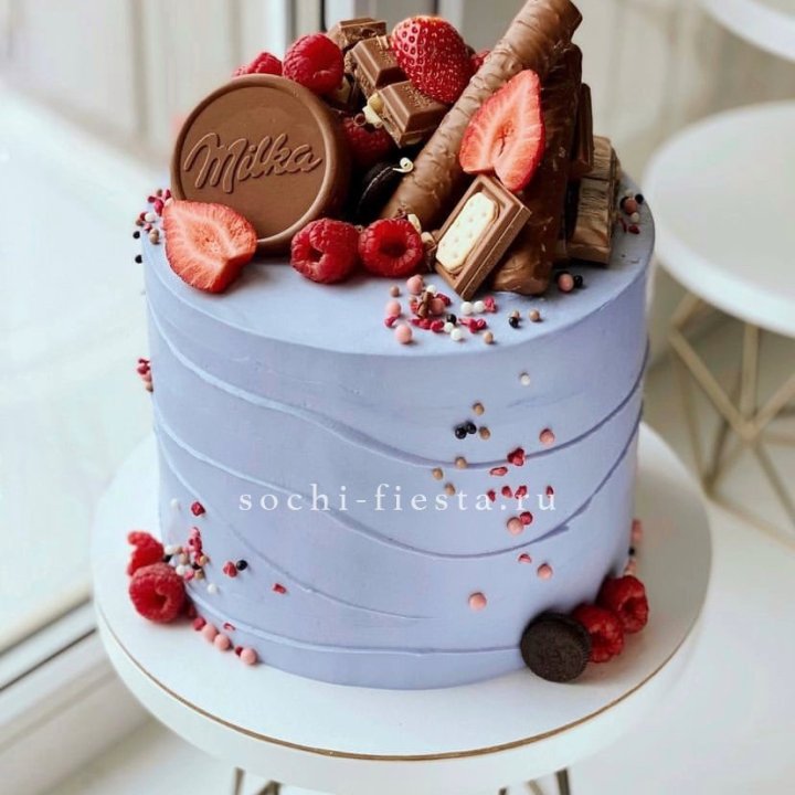 Торт "Milka's world" в Новокузнецке