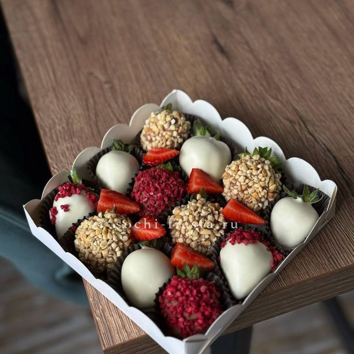 Клубника в шоколаде 12 ягод №2 в Новокузнецке