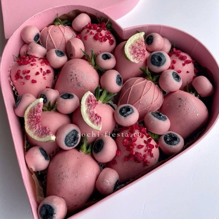 Клубника в шоколаде Сердце в Новокузнецке