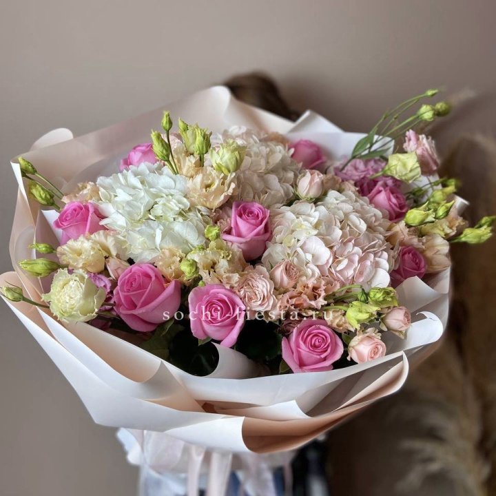 Дизайнерский букет "Каролина" в Новокузнецке