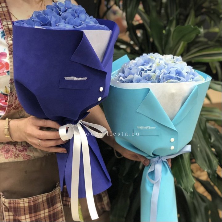 Букет с гортензией с пиджаком в Новокузнецке