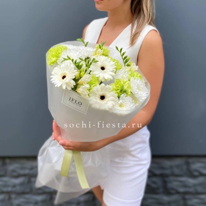 Букет "Джиржи фловерс" в Новокузнецке