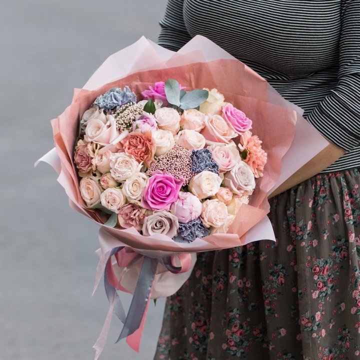 Дизайнерский букет №4 в Новокузнецке