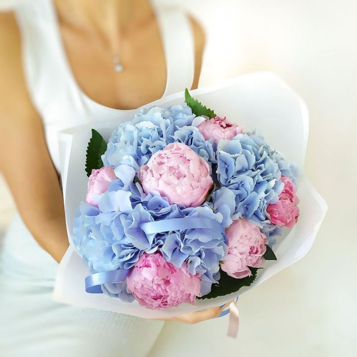 Гортензия и Пионы в Новокузнецке