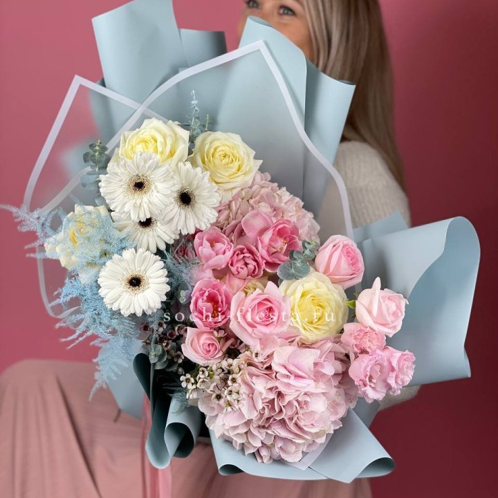 Дизайнерский букет "Адель" в Новокузнецке