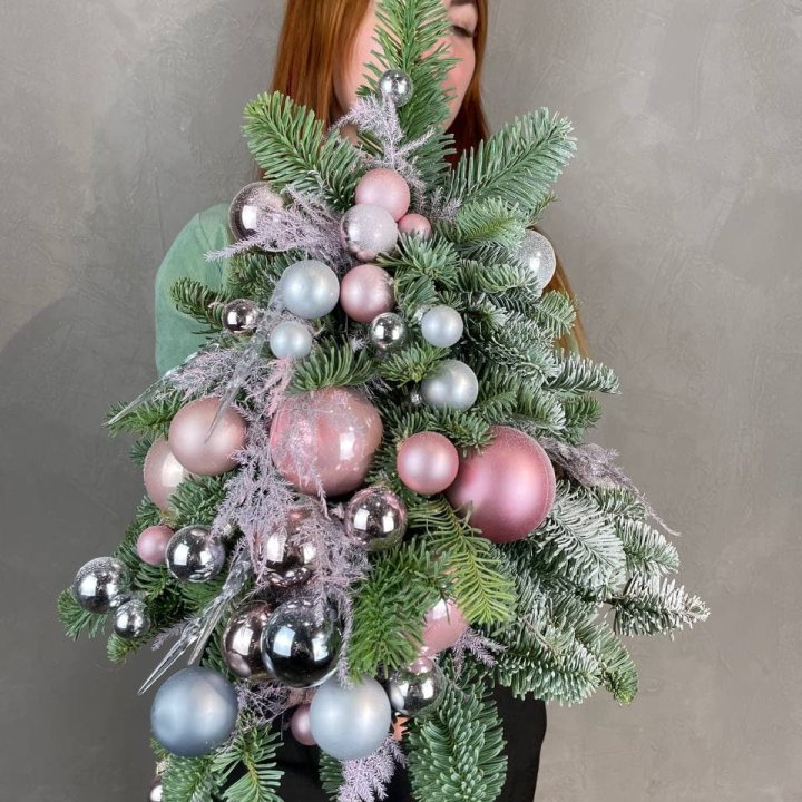Новогодняя елочка "Розе голд" в Новокузнецке