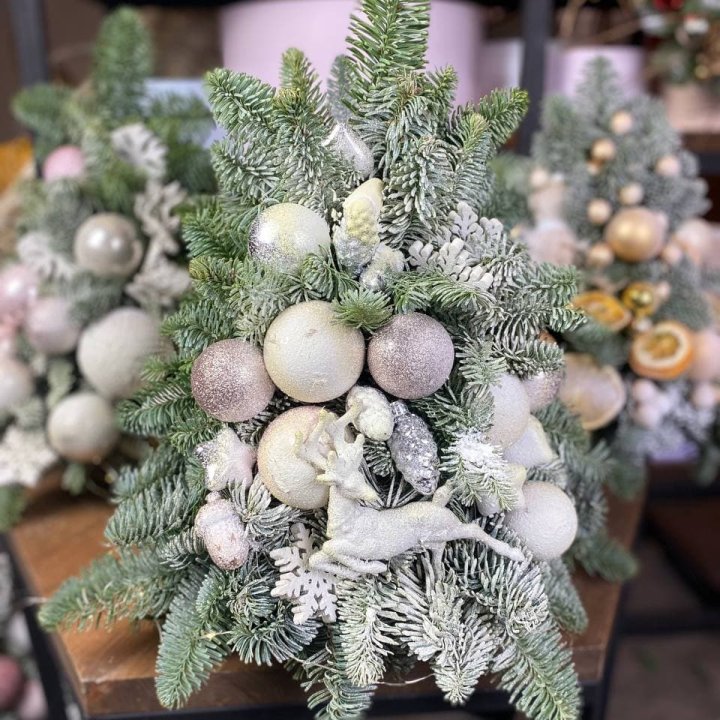 Ёлочка "Хепи крисмас" в Новокузнецке