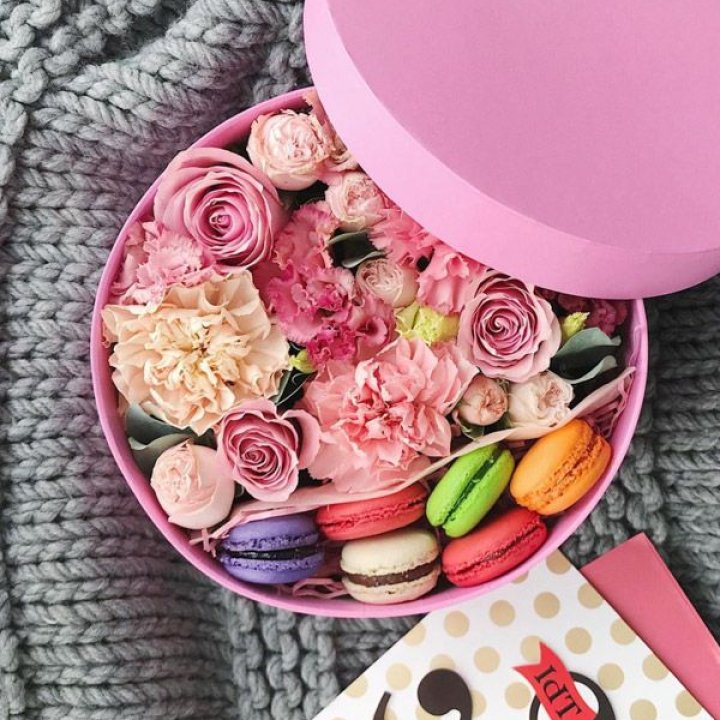 Цветочный бокс пинк в Новокузнецке