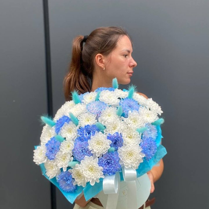  Коробочка  хризантем и лагуруса в Новокузнецке