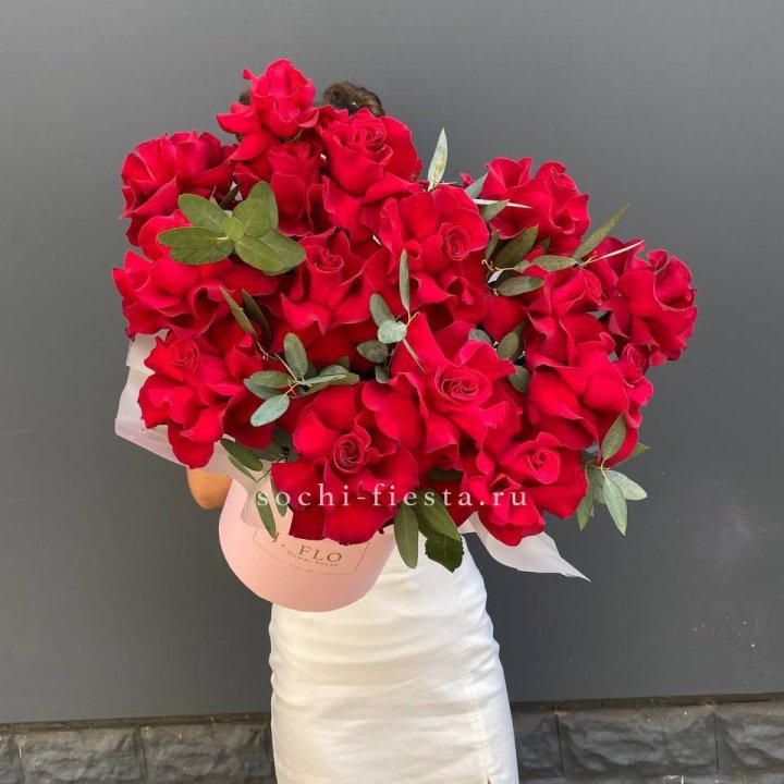 Бокс из 17 французских роз в Новокузнецке