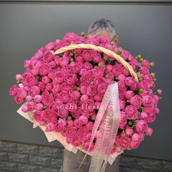 Корзина роз Мисти Баблс 151 в Новокузнецке