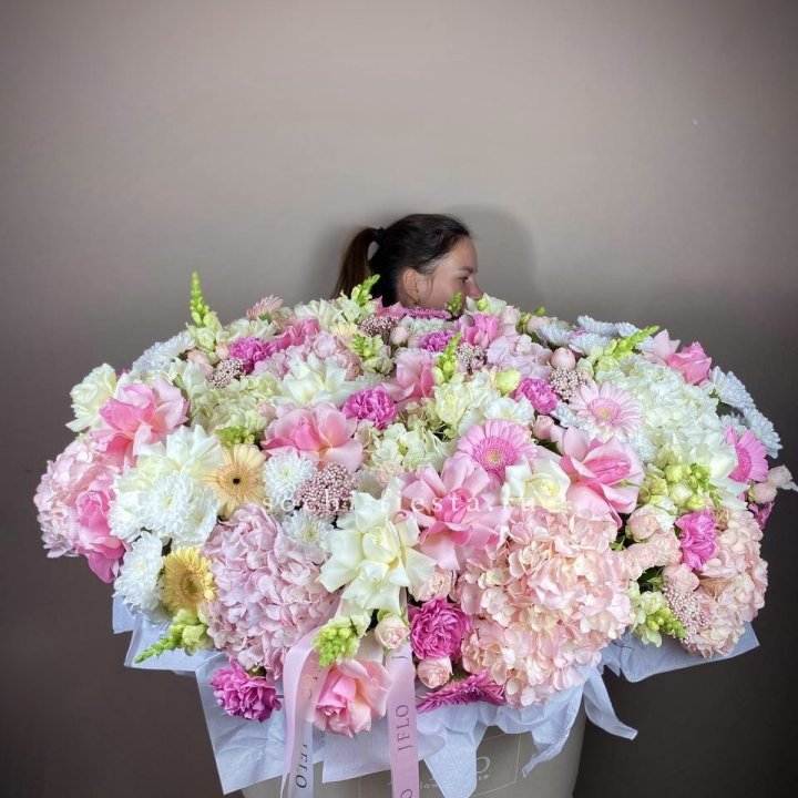 Корзина цветов «Рандеву» в Новокузнецке