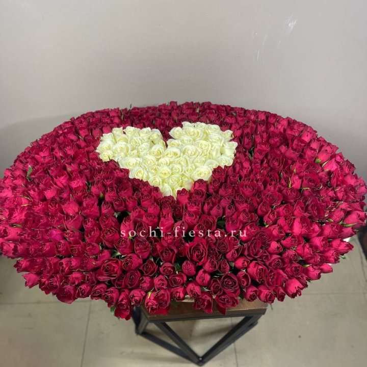 501 роза в корзине в Новокузнецке