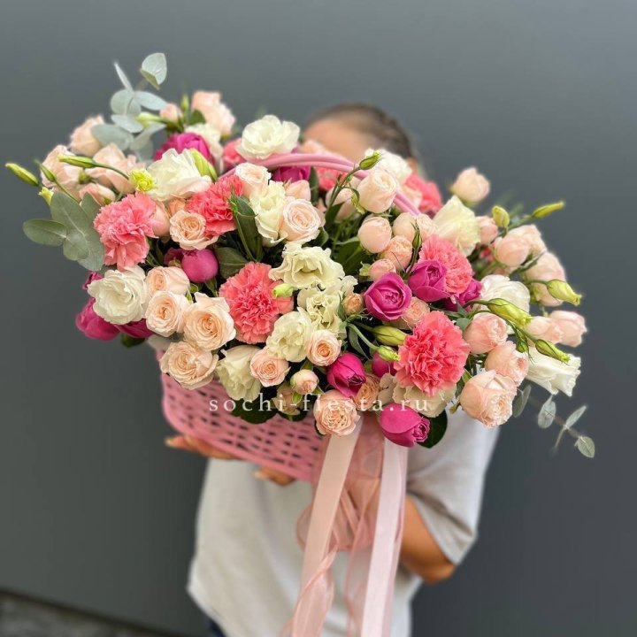 Цветочная корзина "Флоренция" в Новокузнецке