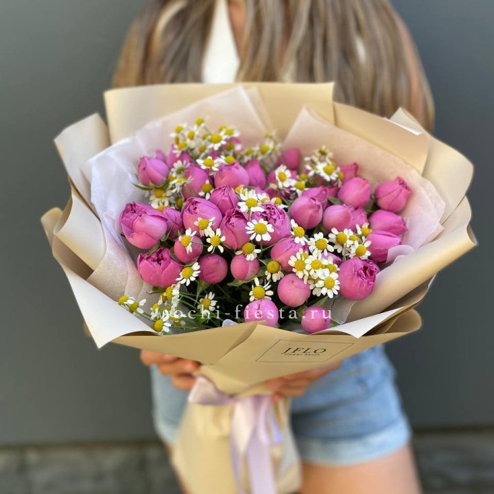 Дуобукет мисти с ромашками  в Новокузнецке