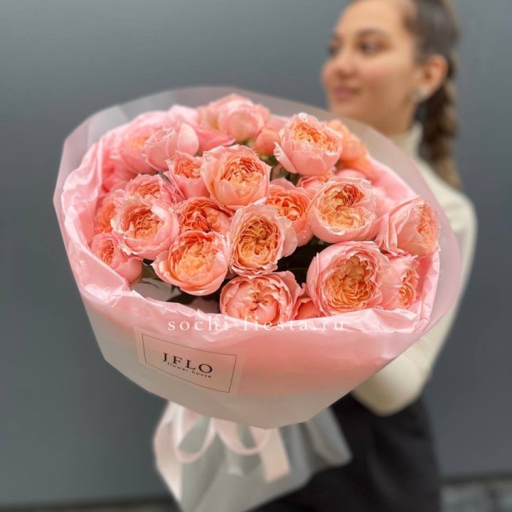 Букет из пионовидных роз Джульетта в Новокузнецке