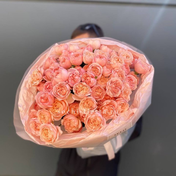 Букет из 21 пионовидной розы Джульетта в Новокузнецке