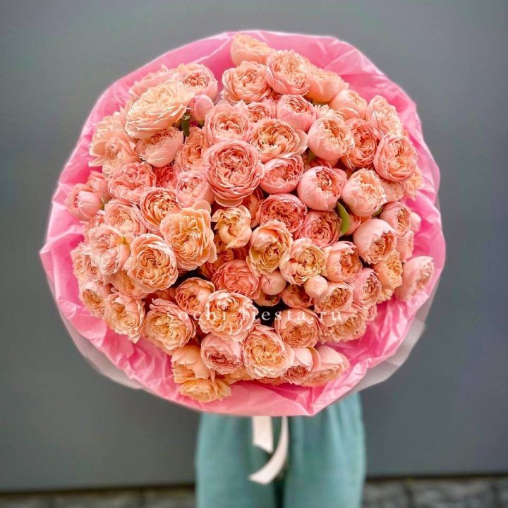 Букет кустовых пионовидных роз Джульетта "Принцесса" в Новокузнецке