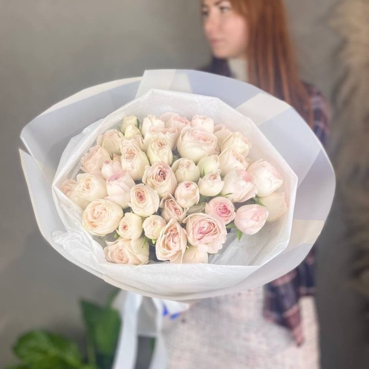 Букет кустовых роз в Новокузнецке