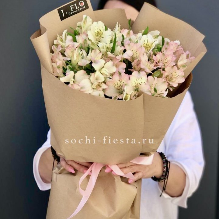 17  альстромерий в крафте в Новокузнецке