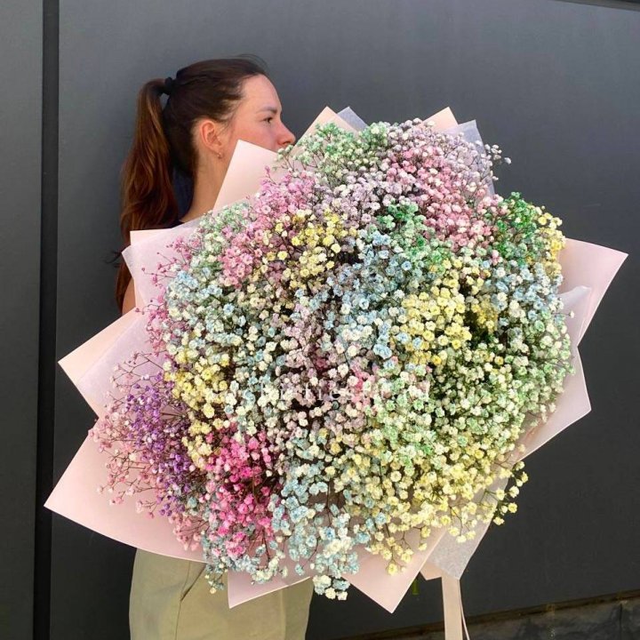 Пышный букет из гипсофил  в Новокузнецке