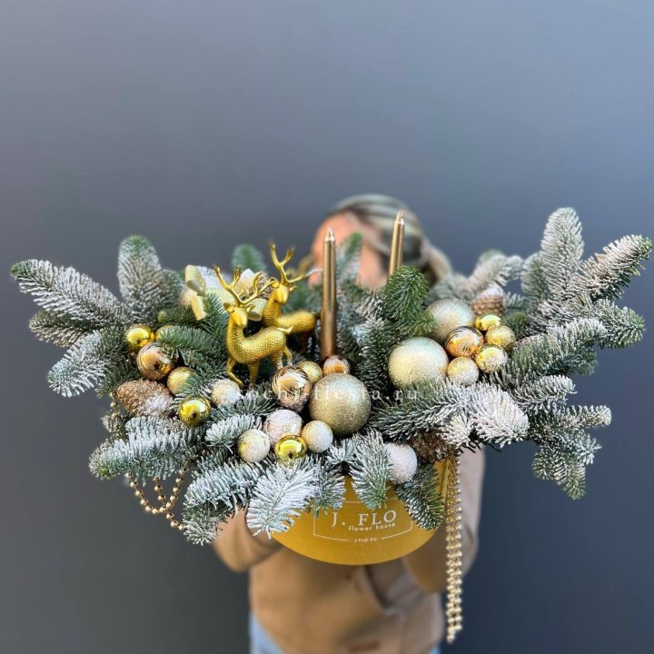 Композиция "Мери крисмас голд" в Новокузнецке