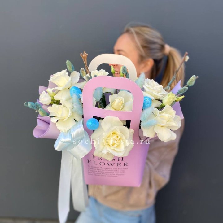Цветочная сумочка "Пасхальная композиция" в Новокузнецке