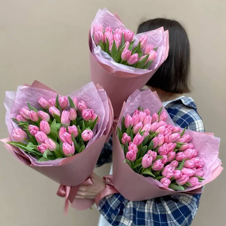 Букет розовых тюльпанов в Новокузнецке