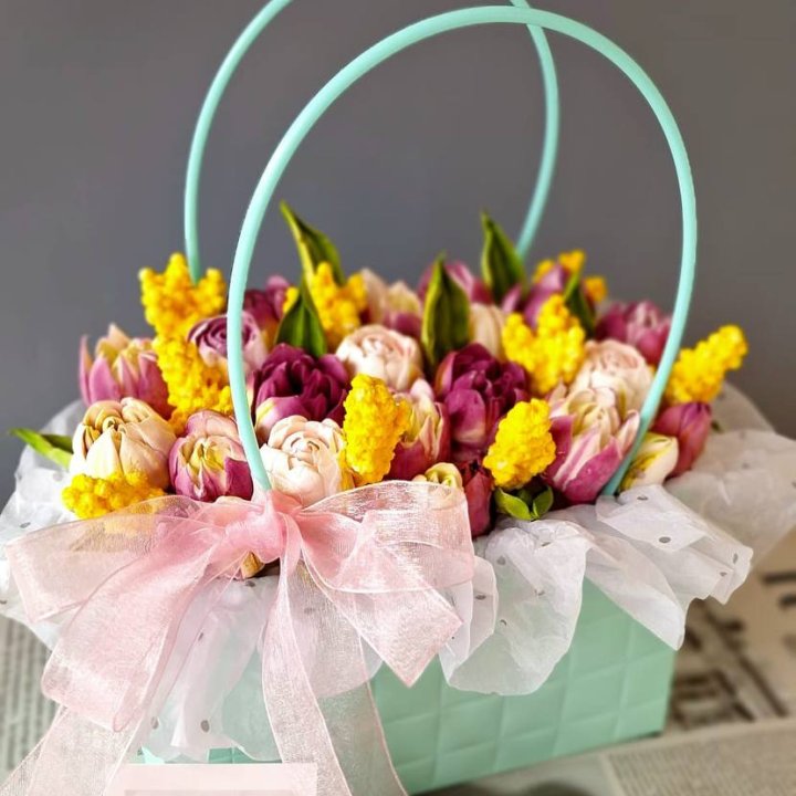 Тюльпаны в сумочке из зефира в Новокузнецке