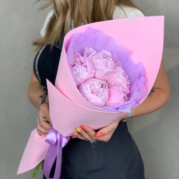 Букет пионов "Файв" в Новокузнецке