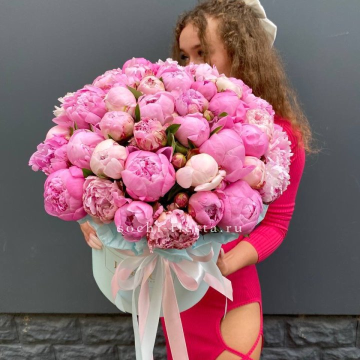 51 пион в цилиндре в Новокузнецке