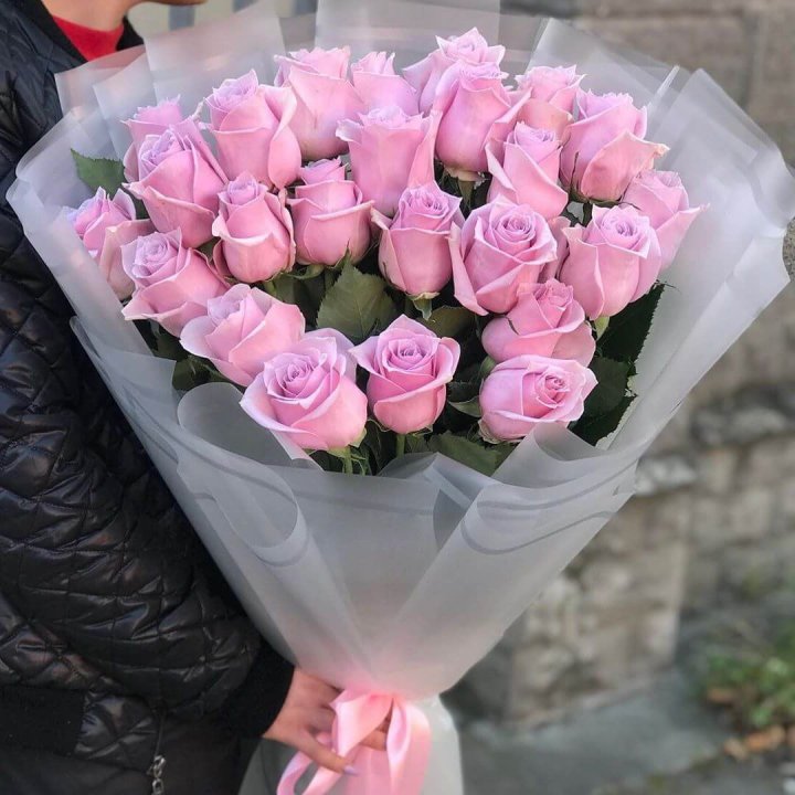 25 высоких розовых роз в Новокузнецке
