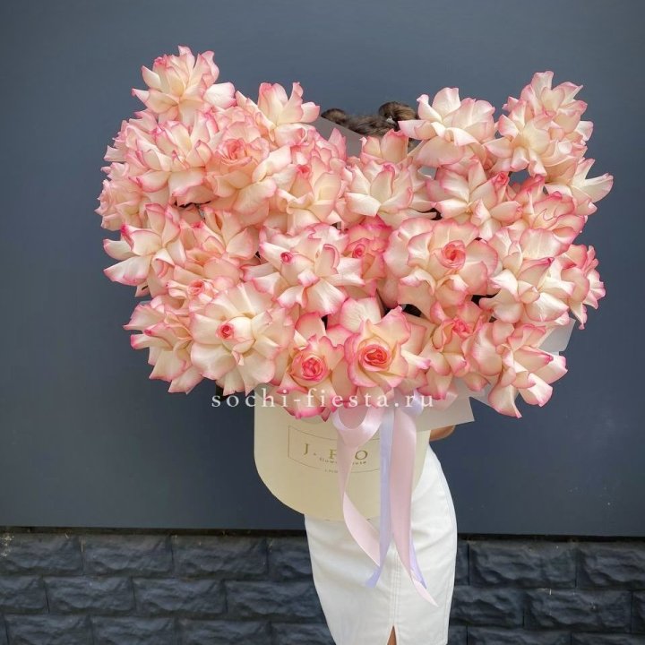 31 французская роза Джумилия в боксе в Новокузнецке