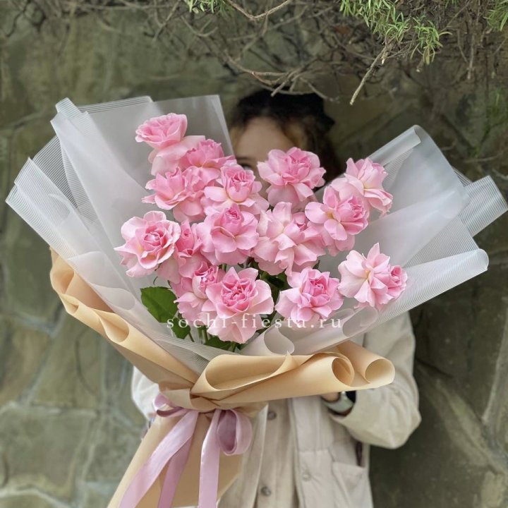 Букет из 15 французских роз Пинк дрим в Новокузнецке