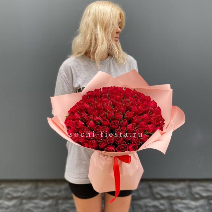 101  красная кенийская роза  в Новокузнецке