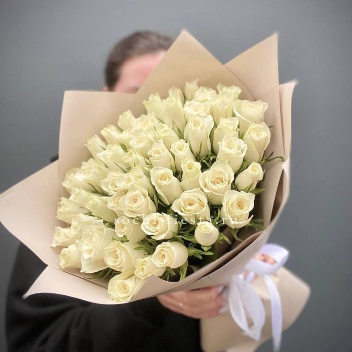 51 белая кенийская роза  в Новокузнецке