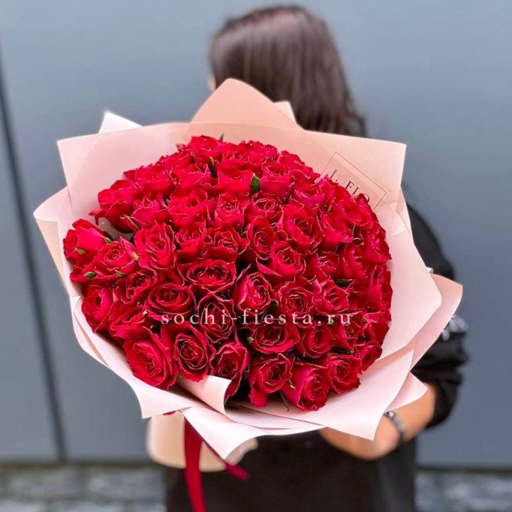 55 кенийских роз в Новокузнецке