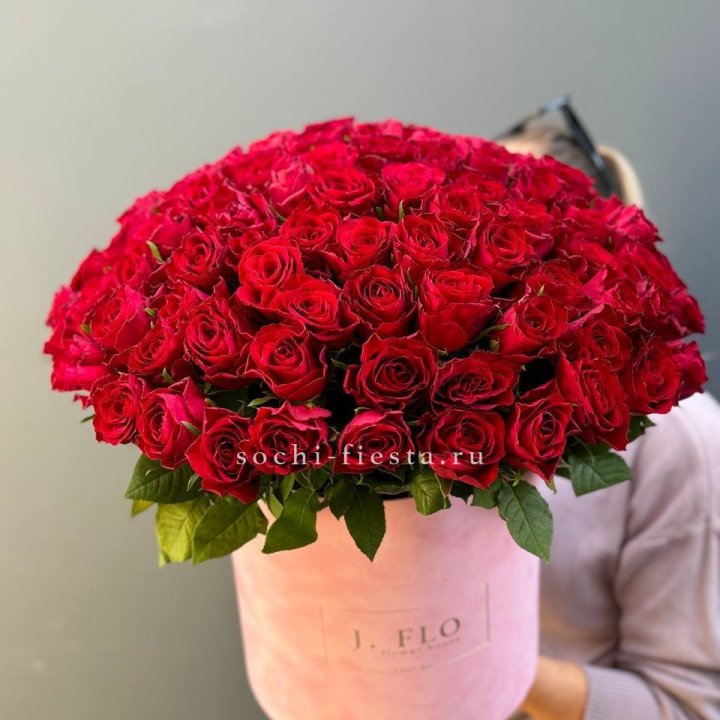 101 кенийская роза в цилиндре в Новокузнецке