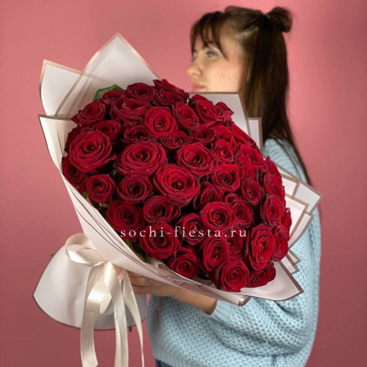 51 красная роза "Лавели" в Новокузнецке