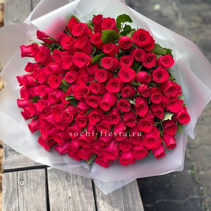 101 красная роза Лолита в Новокузнецке