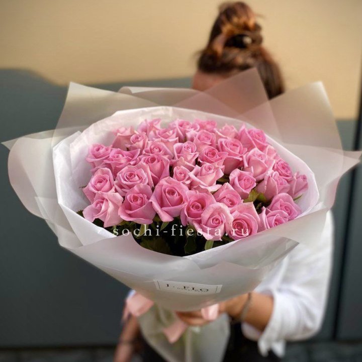 Букет розовых роз  в Новокузнецке